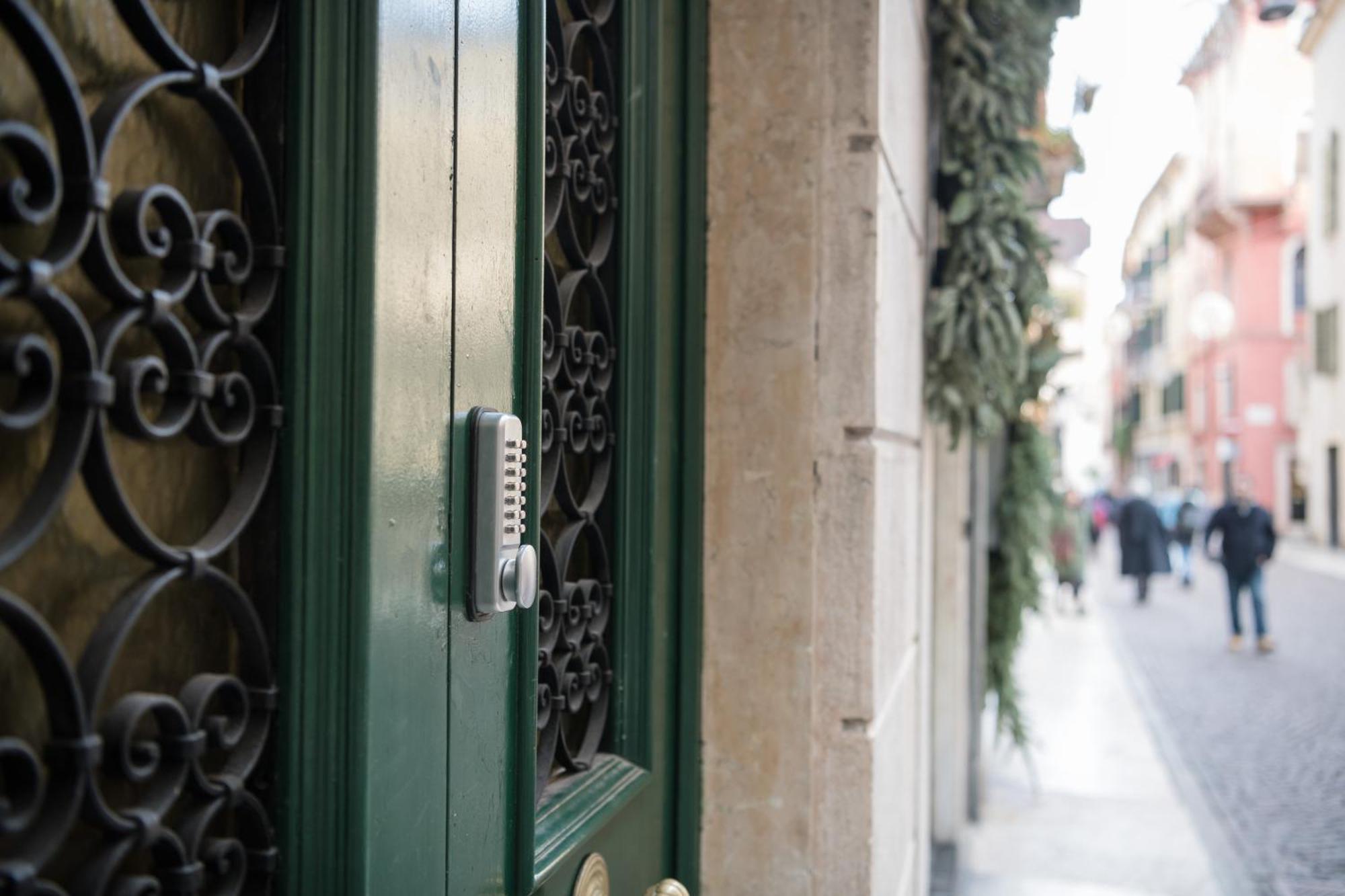 Verona Boutique House מראה חיצוני תמונה