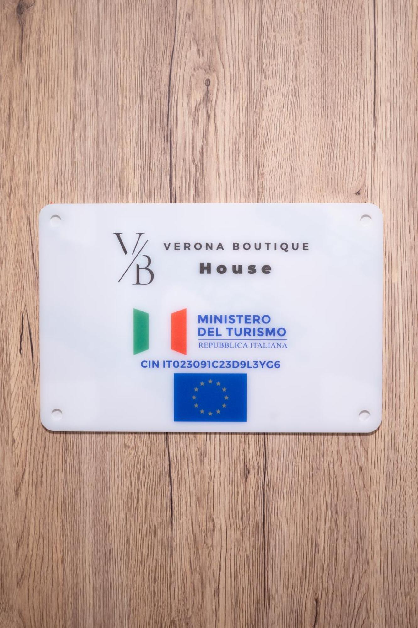 Verona Boutique House מראה חיצוני תמונה