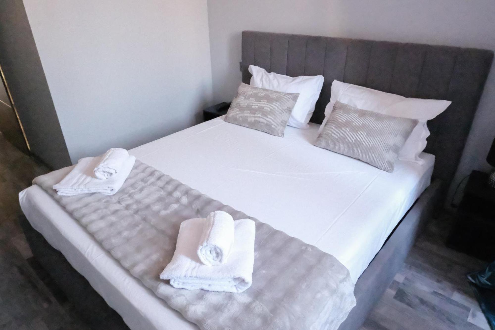 Verona Boutique House מראה חיצוני תמונה